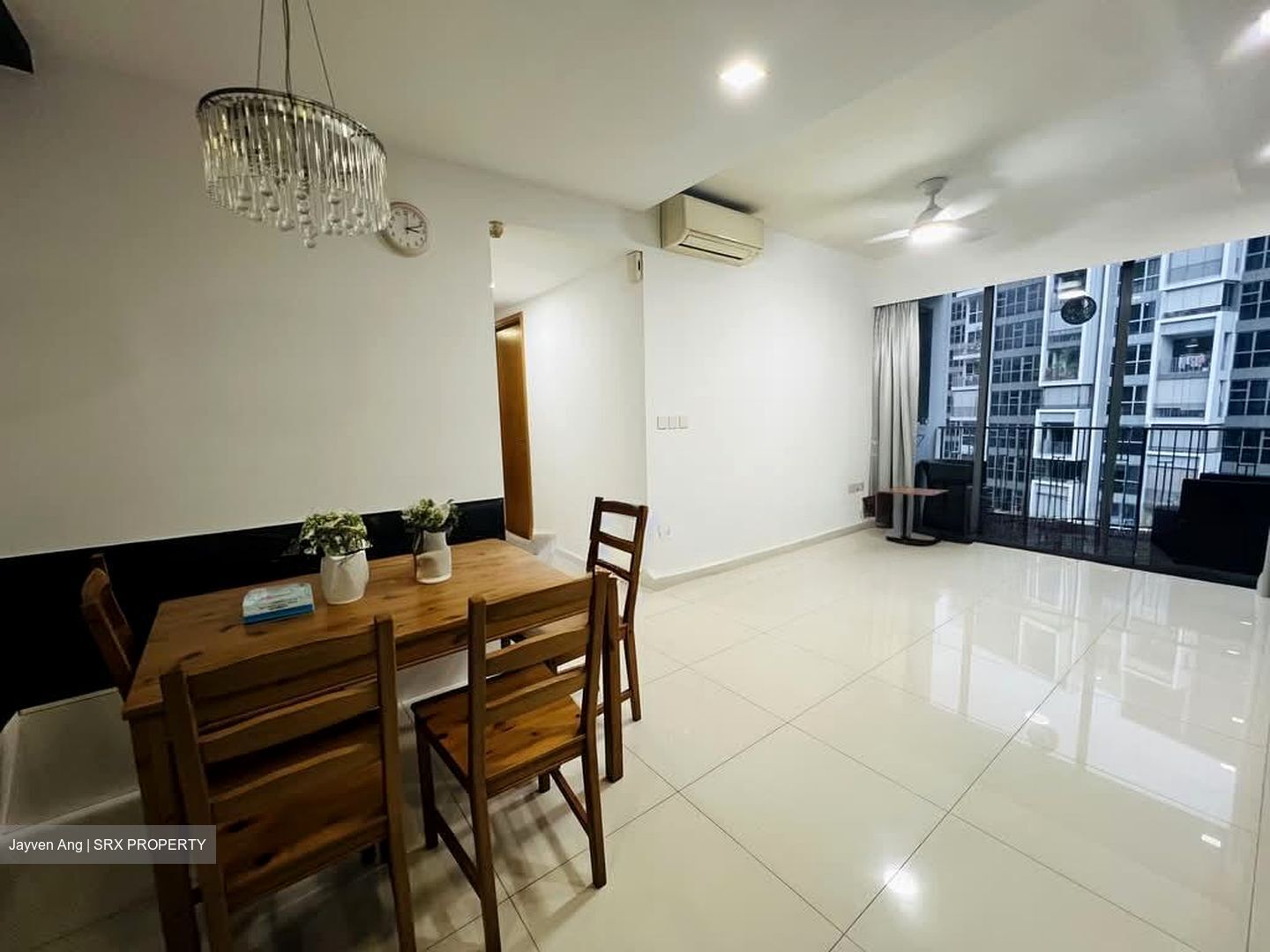 Prive (D19), Condominium #579948271
